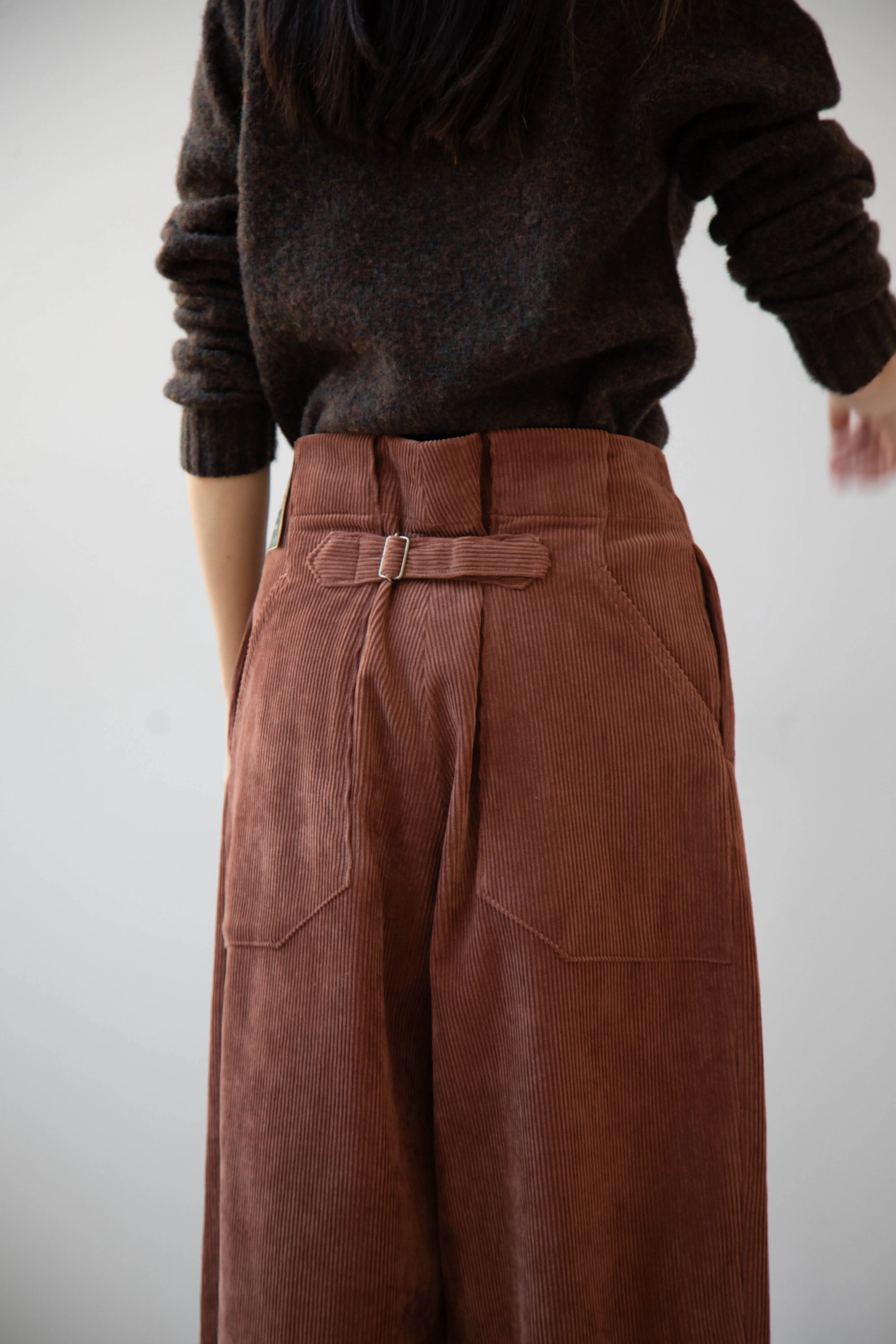 Aseedonclöud | HW Wide Corduroy Trousers in Brick