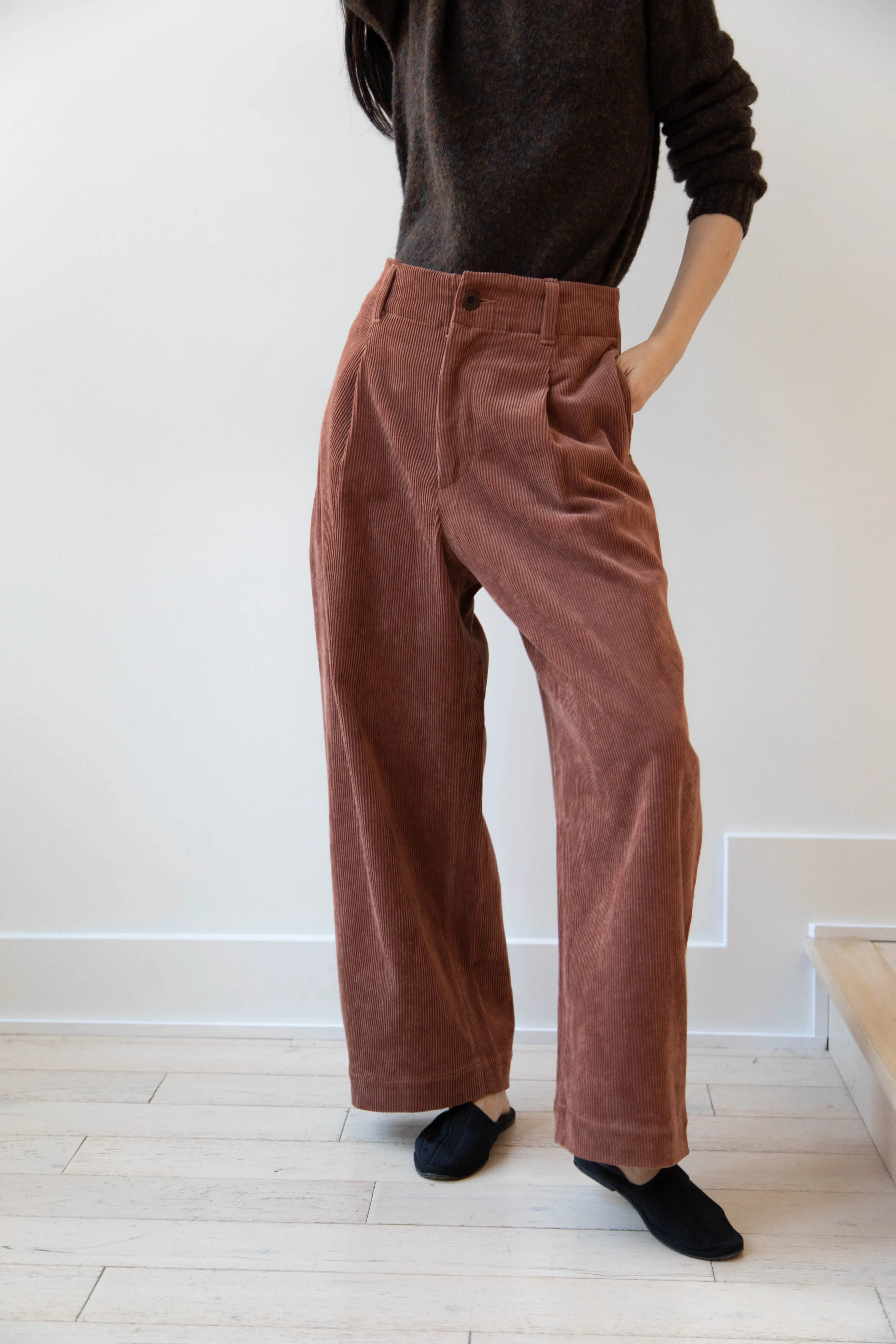 Aseedonclöud | HW Wide Corduroy Trousers in Brick