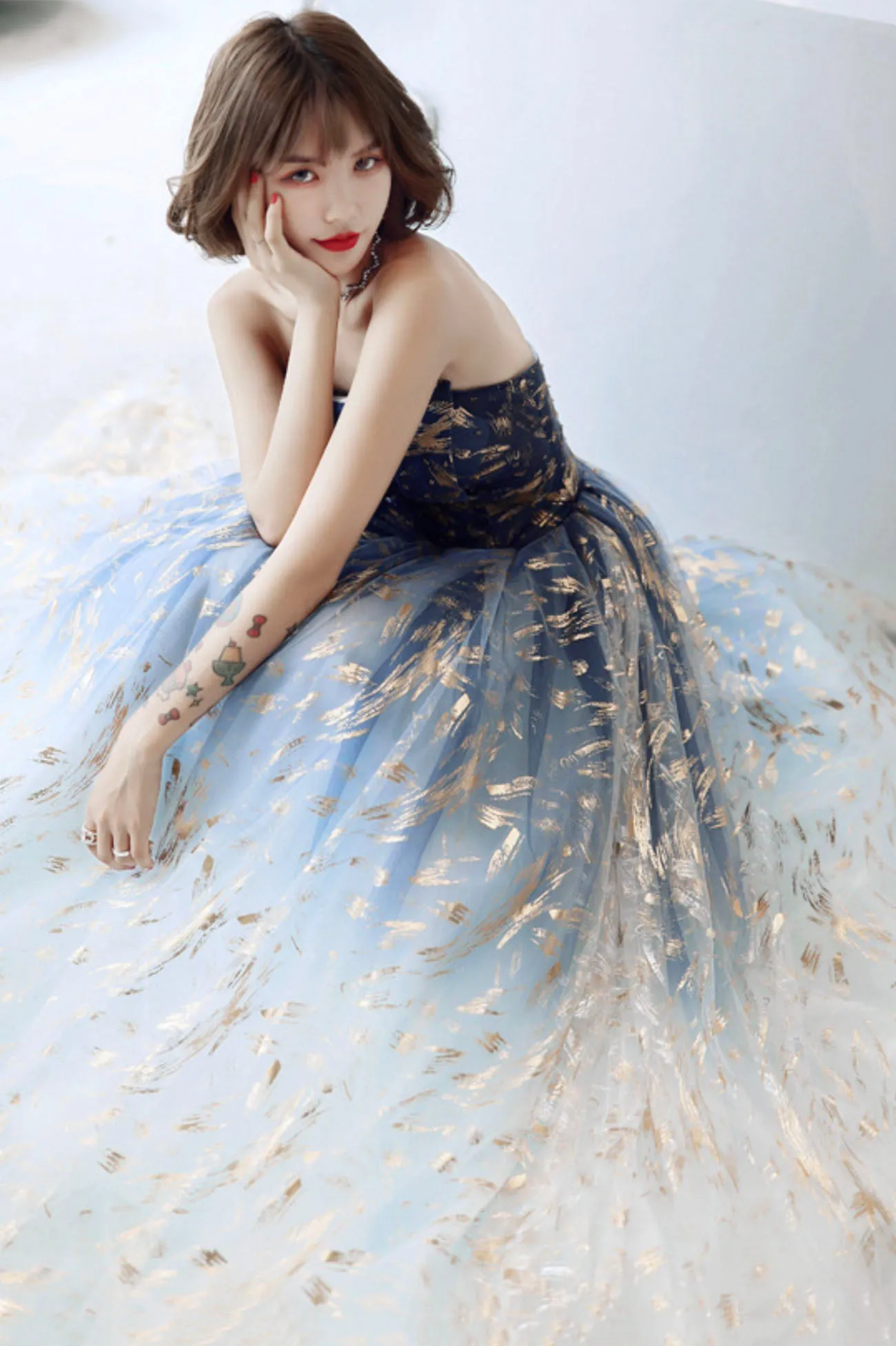 Blue Strapless Gradient Tulle Long Prom Dress