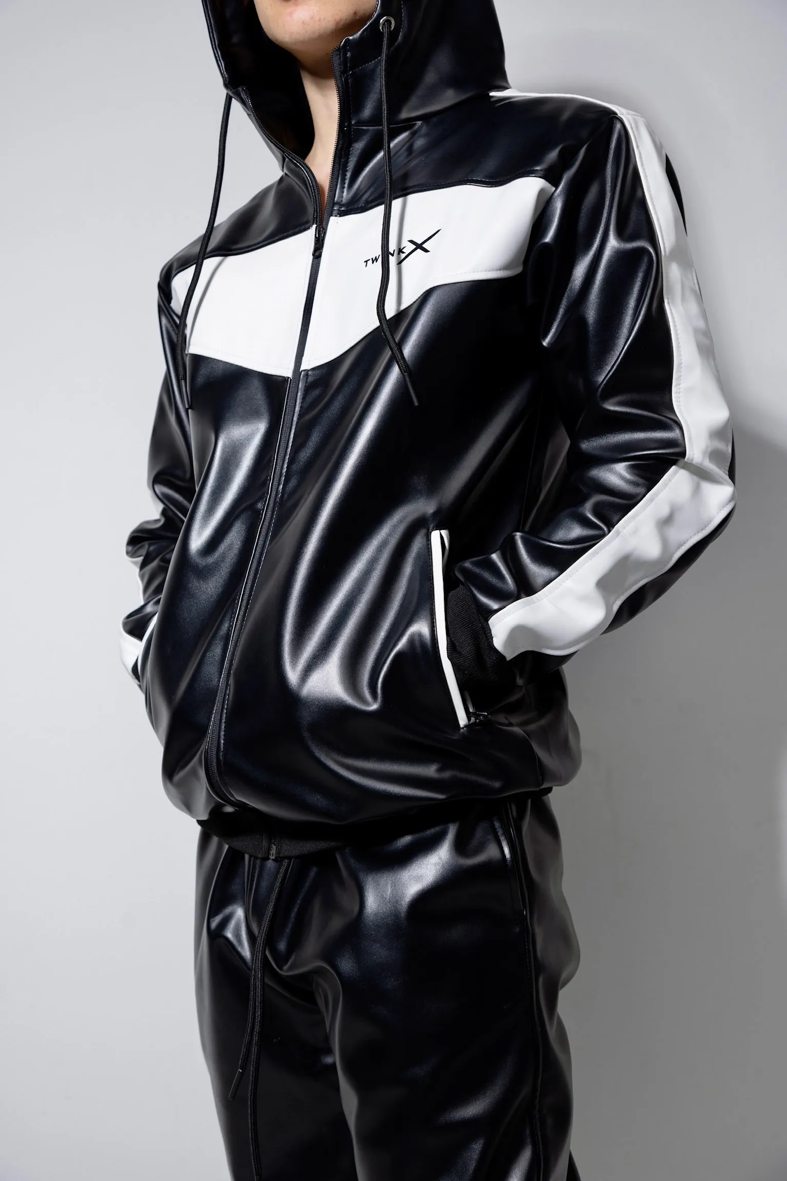 elite x night pants I black/white I vegan leather