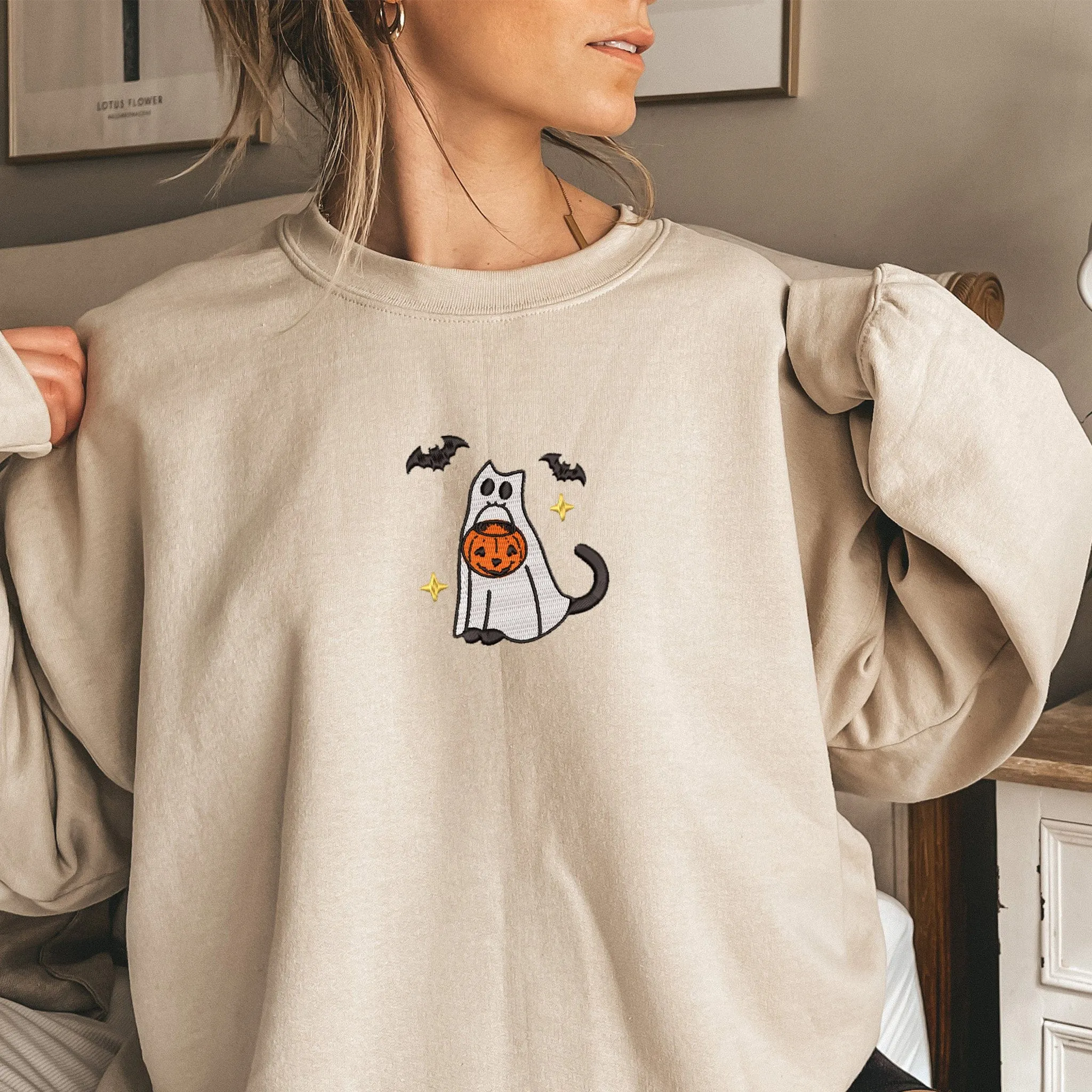 Embroidery  Spooky Cats Halloween Sweatshirt, ES0011