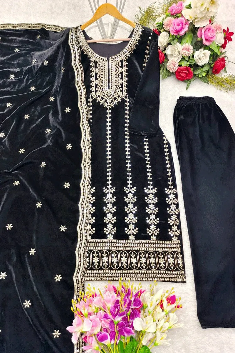 Full Pair Velvet Dress For Lohri Festival