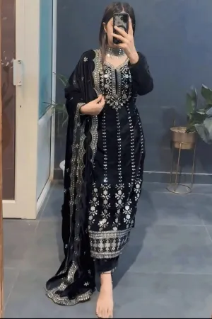 Full Pair Velvet Dress For Lohri Festival