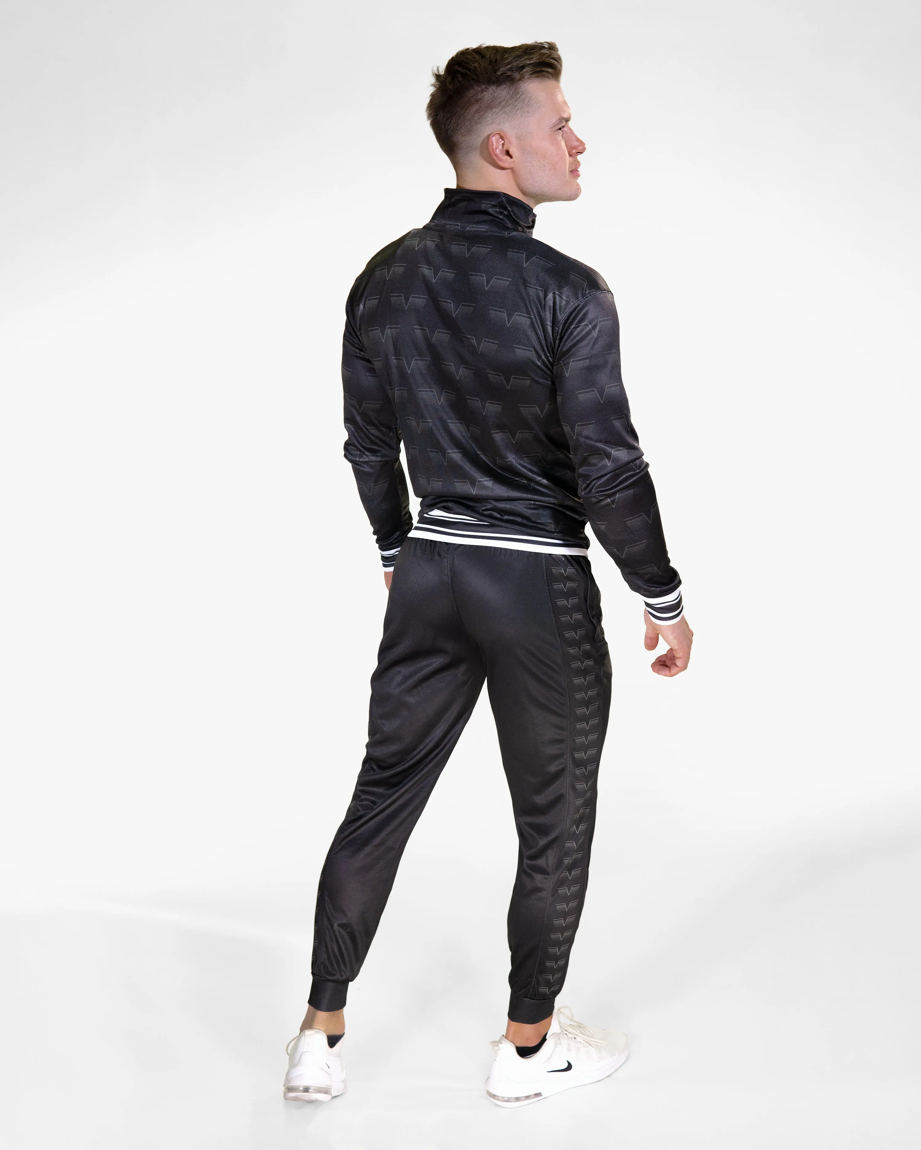 Gavelo Track Jacket Black