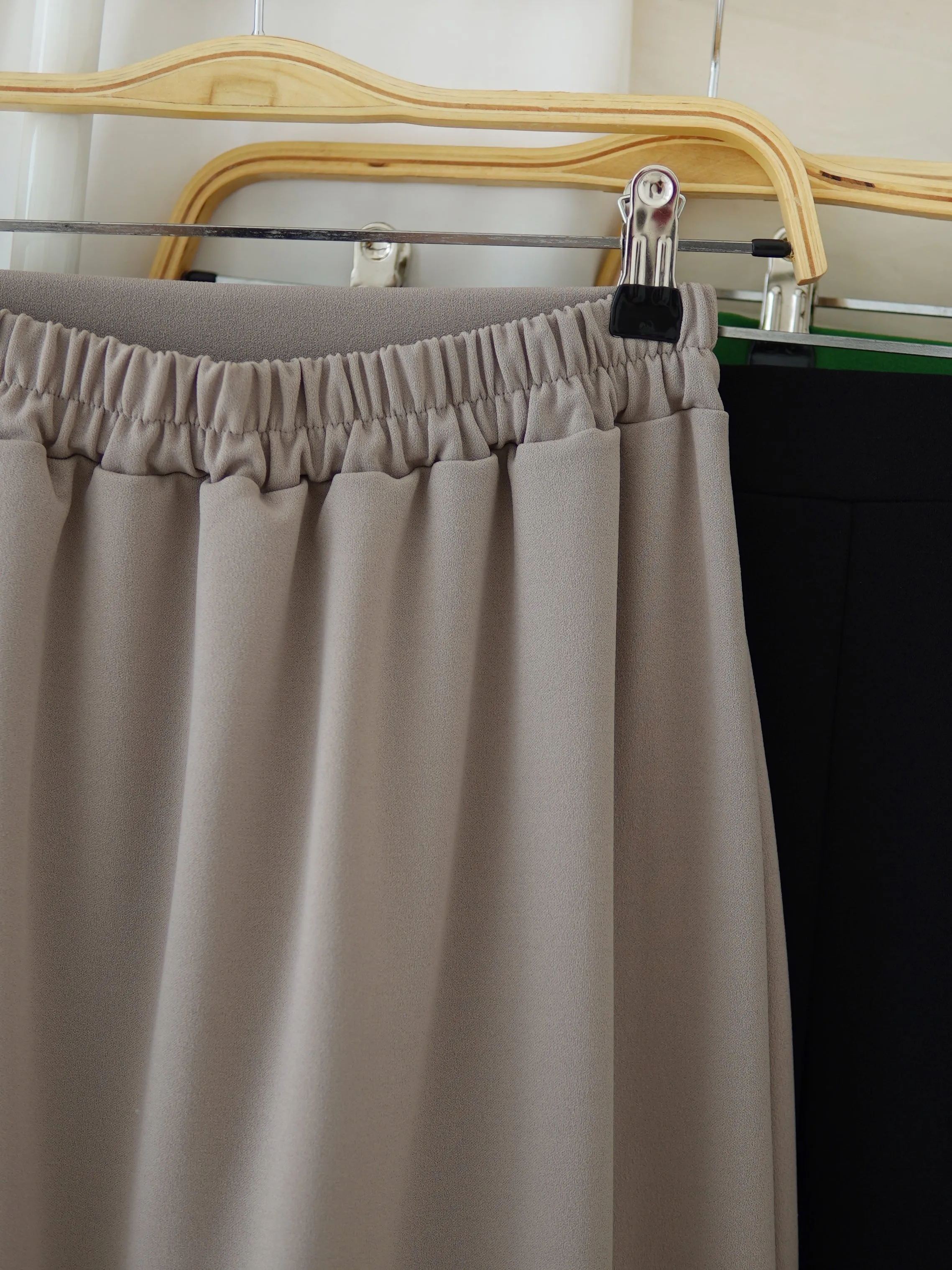 JAPAN MILY BILET SLIT MIDI SKIRT