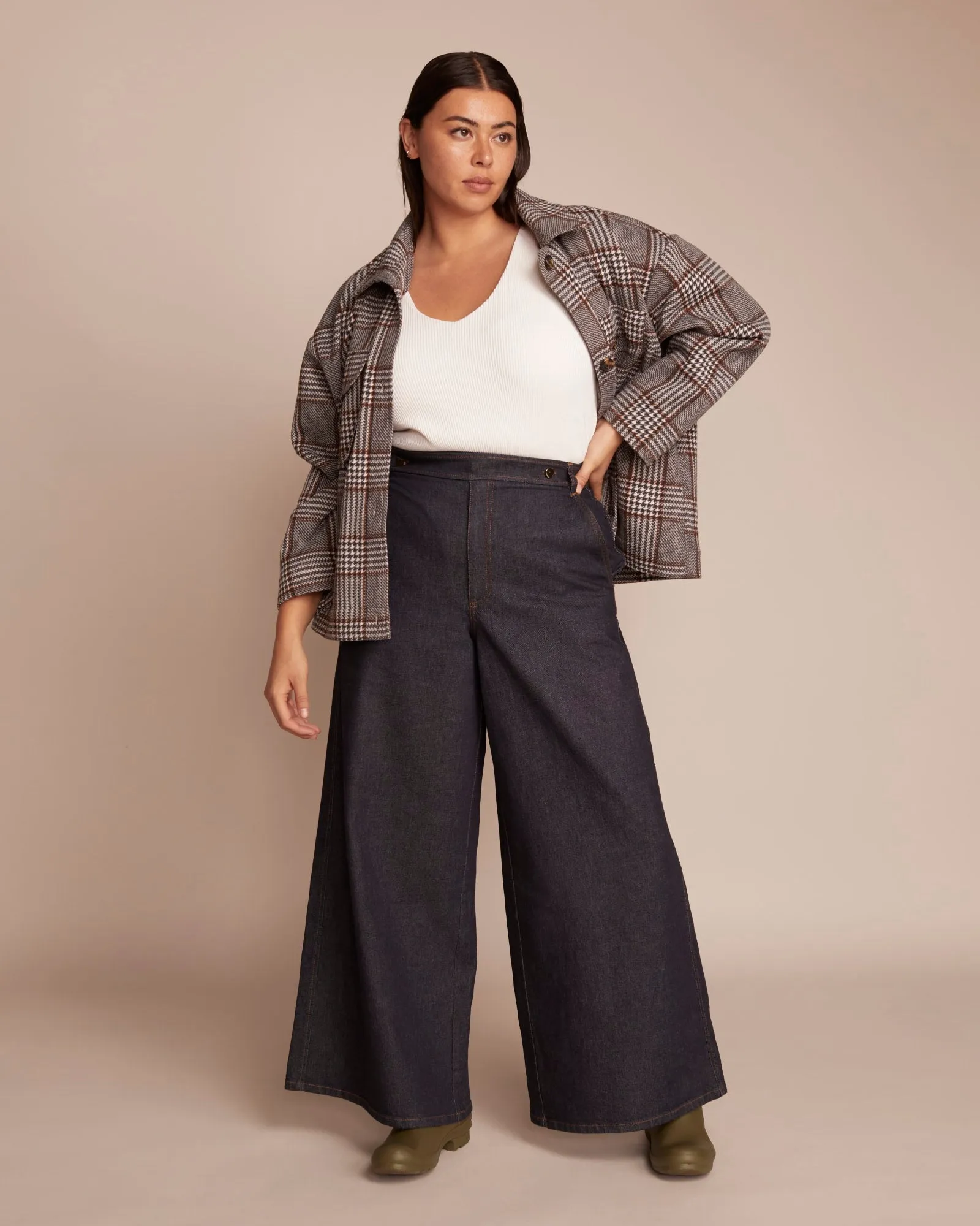 Jemina Pant | Black