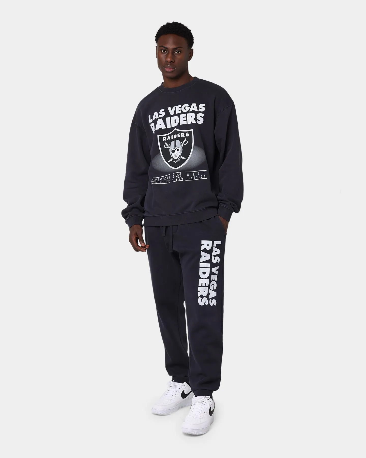 Majestic Athletic Las Vegas Raiders Vintage Graphic Track Pant Black