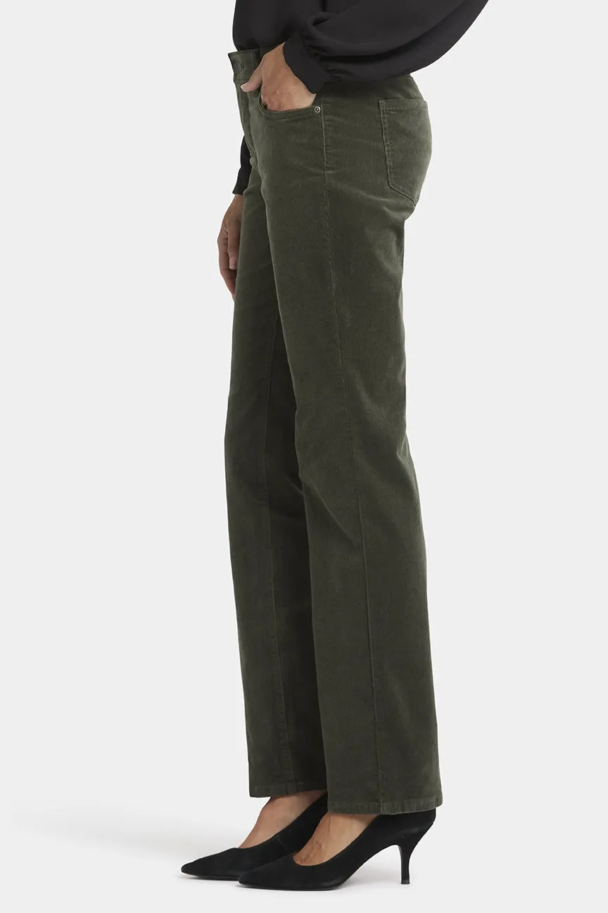 Marilyn Straight Corduroy Trouser Green | Vine Leaf