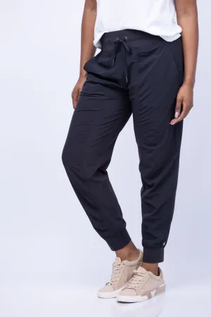 Nic   Zoe Tech Stretch Ruched Jogger in Black Onyx