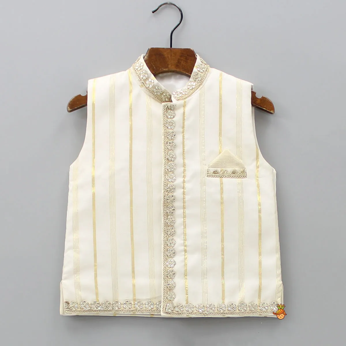 Off White Embroidered Cotton Kurta With Shimmery Pocket Square Jacket And Pyjama