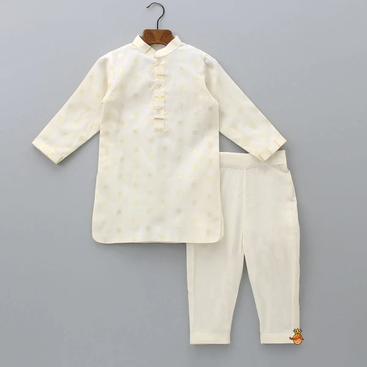 Off White Embroidered Cotton Kurta With Shimmery Pocket Square Jacket And Pyjama