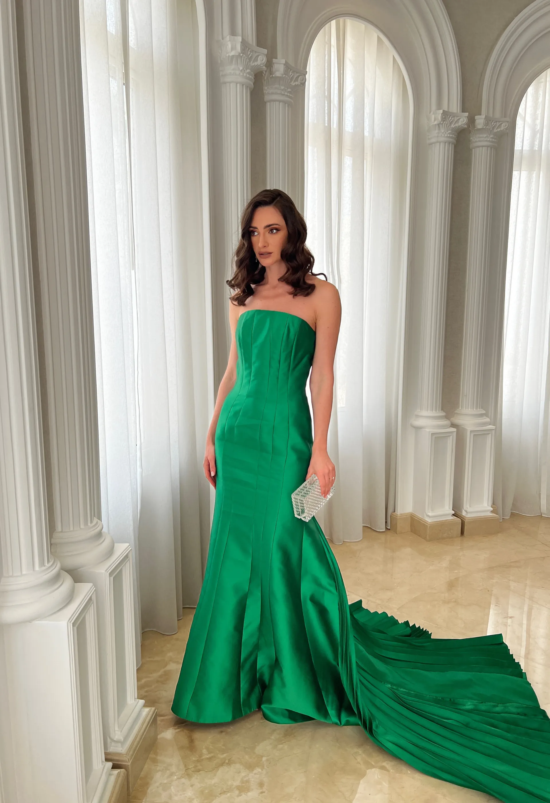 Strapless dress in taffeta