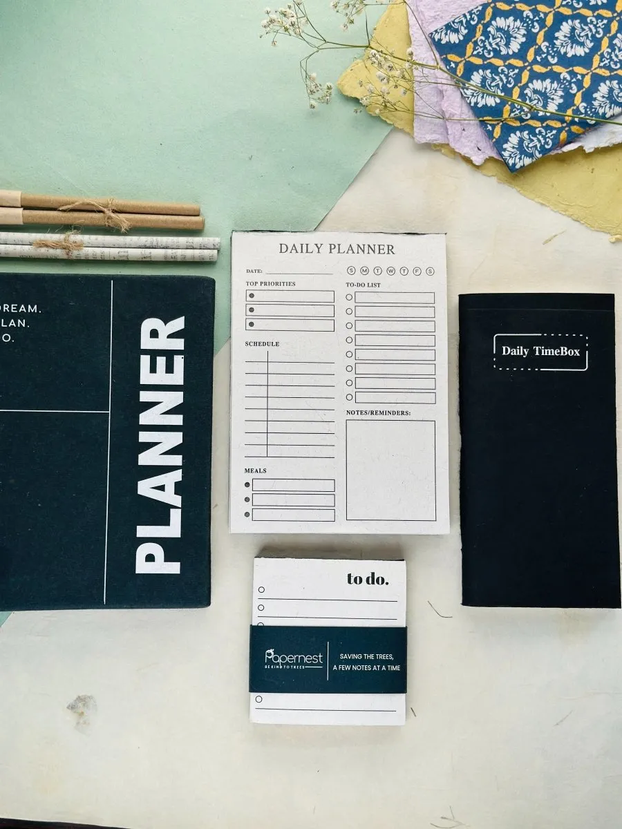 Sustainable 'Time management' Hamper - Classic Black
Success