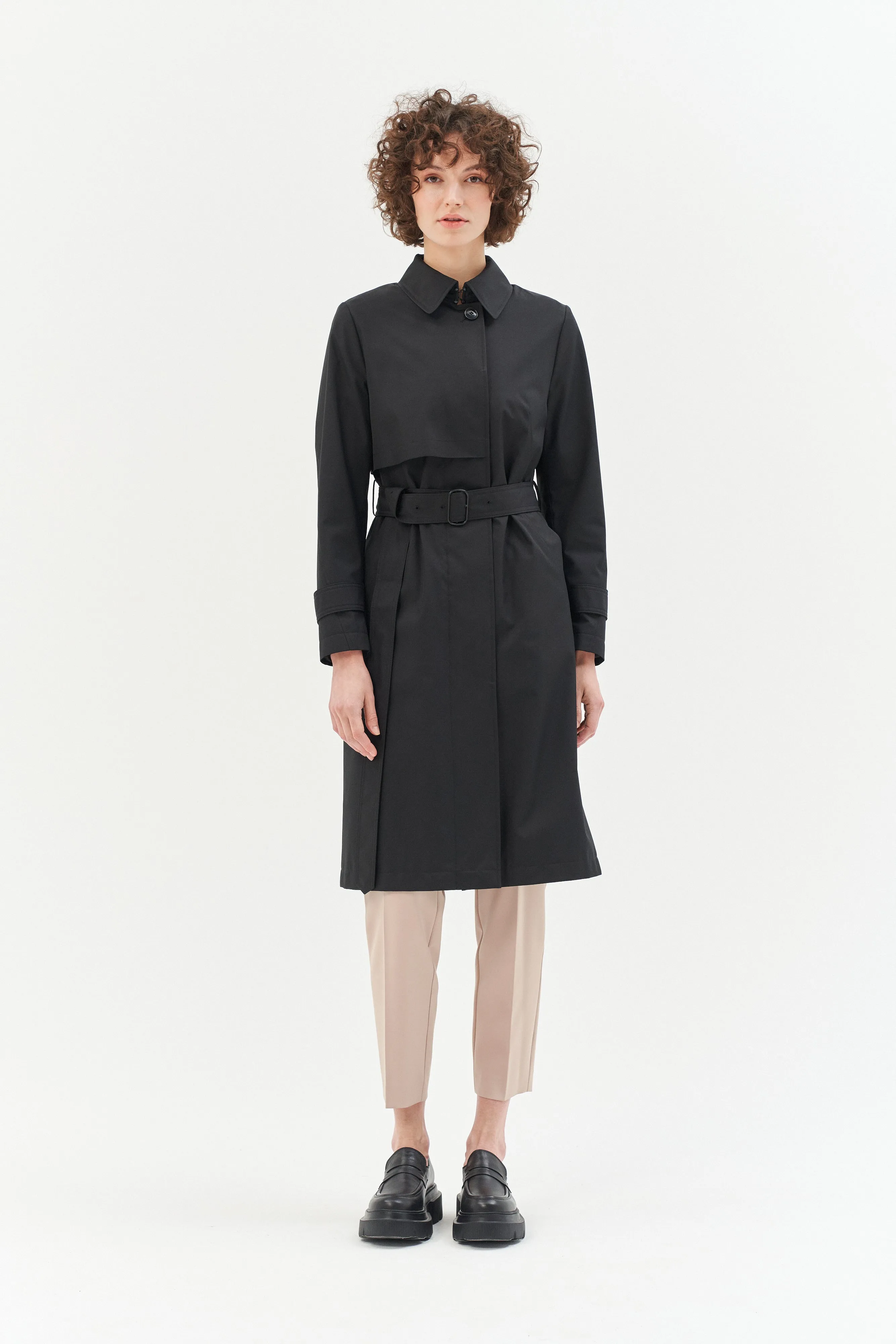TIMELESS TRENCH COAT IN BLACK